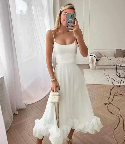 Ariana | Graceful Flowing Dress